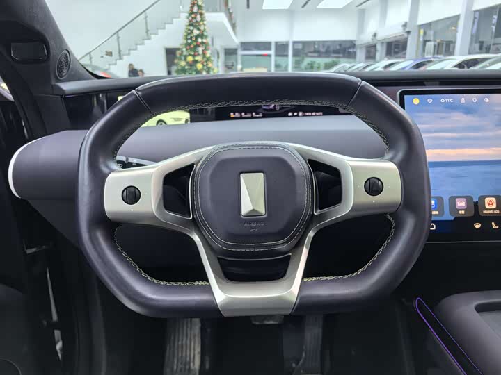 Фото 8 - Avatr 07