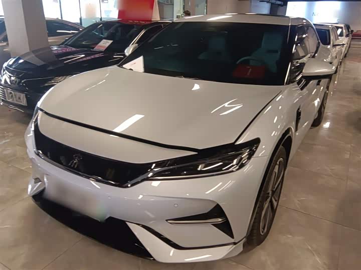 Фото 2 - BYD Song L