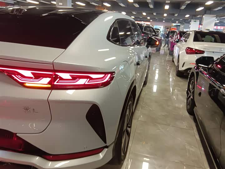 Фото 8 - BYD Song L