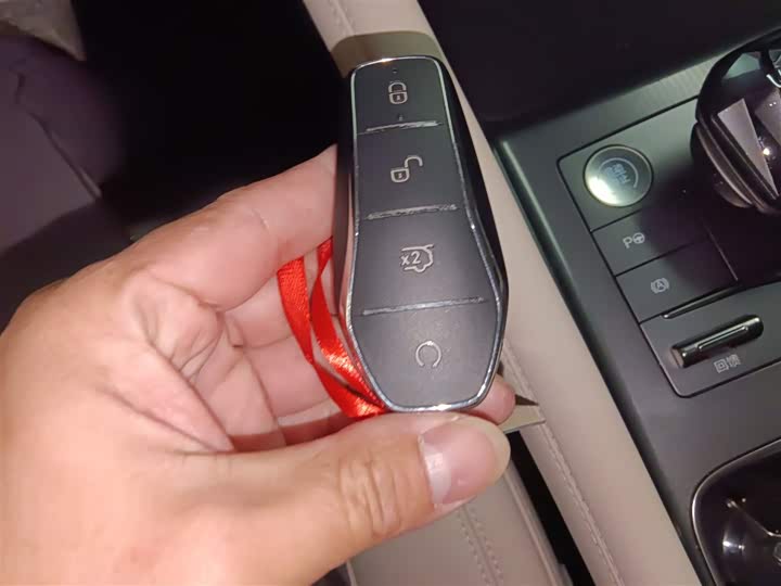 Фото 9 - BYD Song L