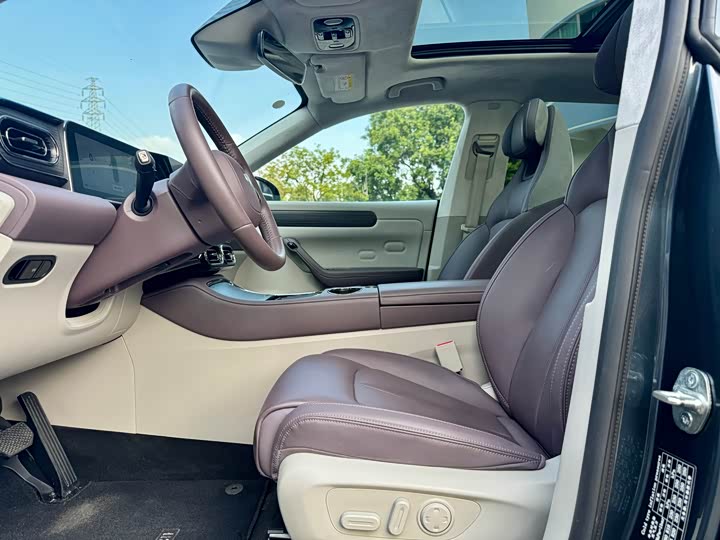 Фото 5 - Leapmotor C11