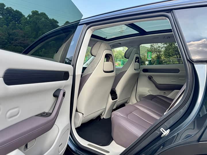 Фото 7 - Leapmotor C11