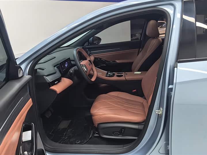 Фото 9 - Geely Galaxy L6