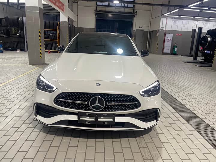 Фото 2 - Mercedes-Benz C-Class