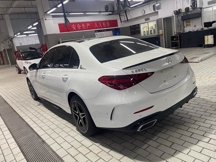 Фото 6 - Mercedes-Benz C-Class