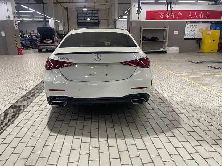 Фото 7 - Mercedes-Benz C-Class