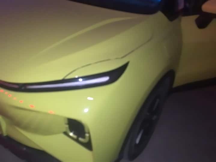 Фото 5 - Geely Geometry E Firefly