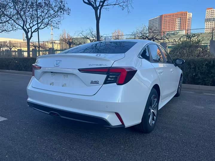 Фото 4 - Honda Integra