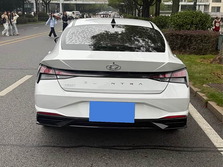 Фото 5 - Hyundai Elantra N line