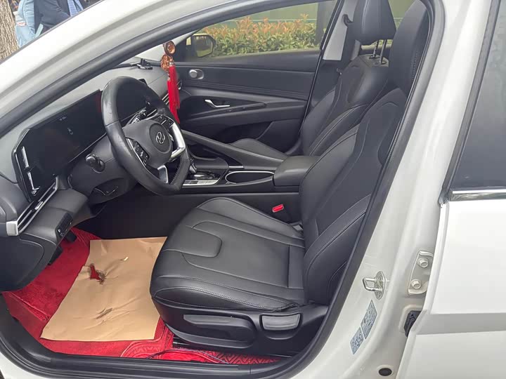 Фото 8 - Hyundai Elantra N line