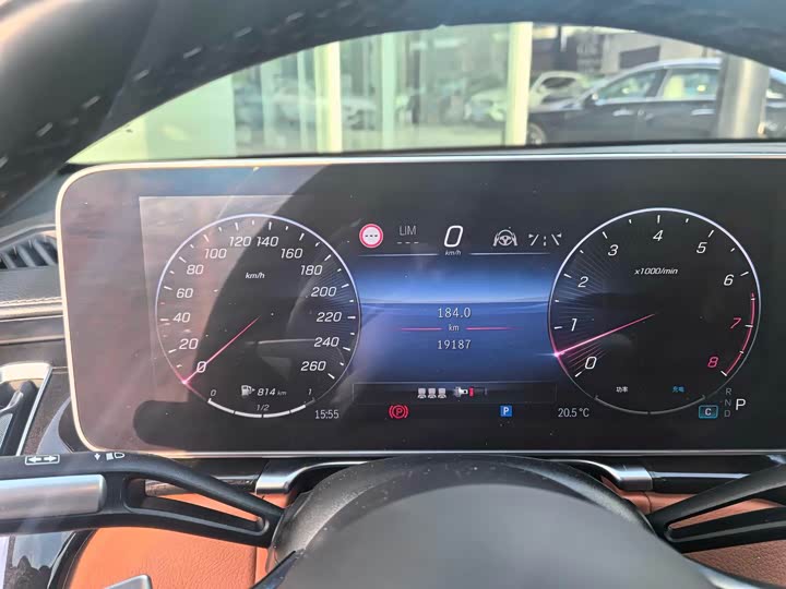 Фото 9 - Mercedes-Benz Maybach S-Class