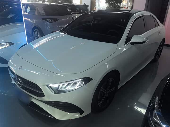 Фото 1 - Mercedes-Benz A-Class