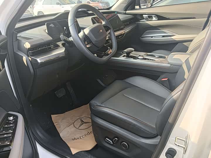 Фото 4 - Changan Oshan Z6