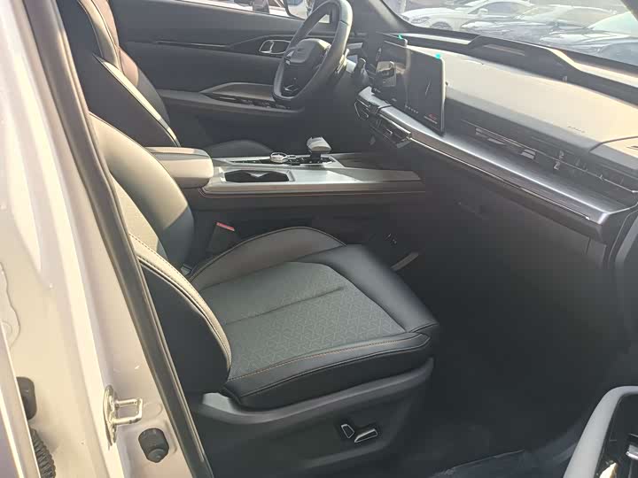 Фото 9 - Changan Oshan Z6