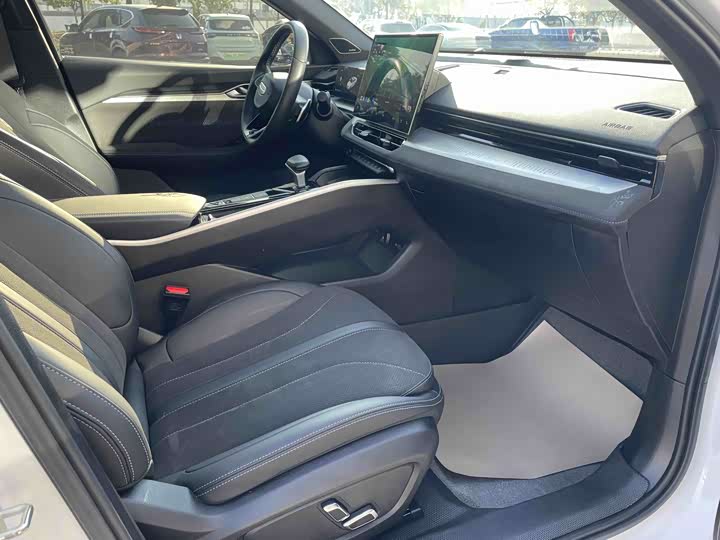 Фото 5 - Geely Preface