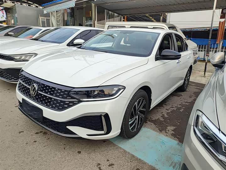 Фото 2 - Volkswagen Lavida