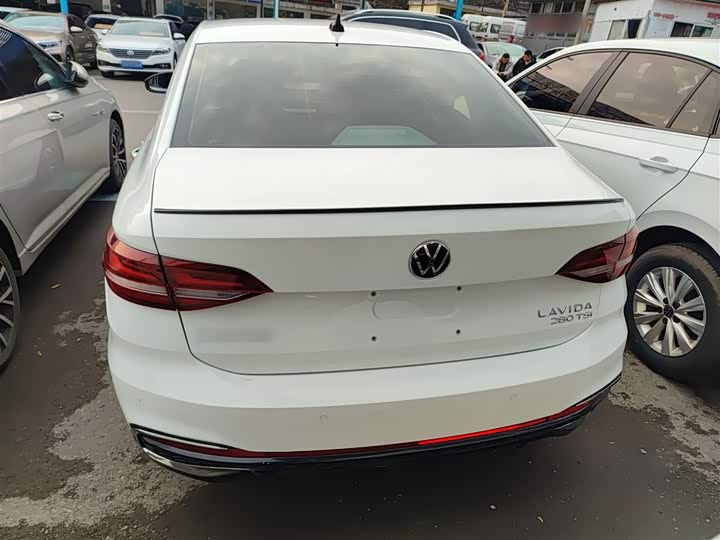 Фото 6 - Volkswagen Lavida