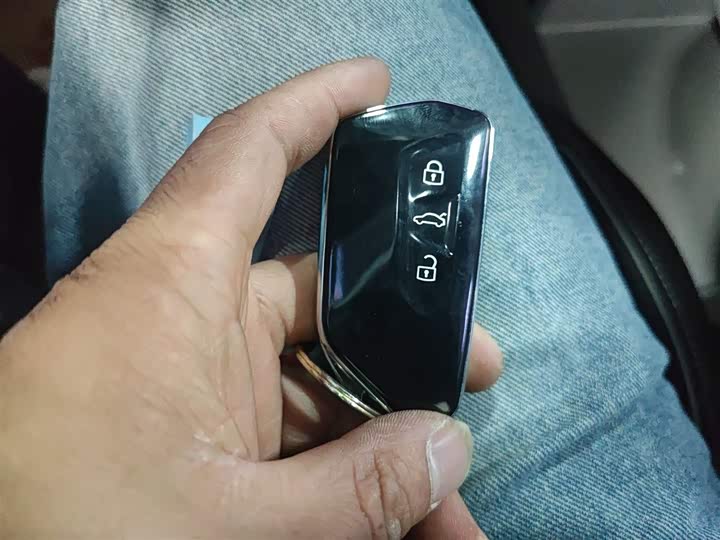 Фото 9 - Volkswagen Teramont Pro