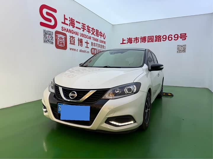 Фото 1 - Nissan Tiida