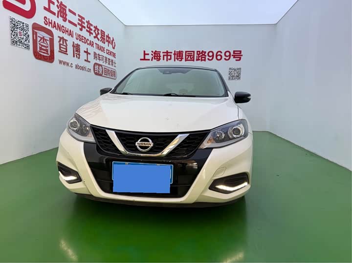 Фото 3 - Nissan Tiida