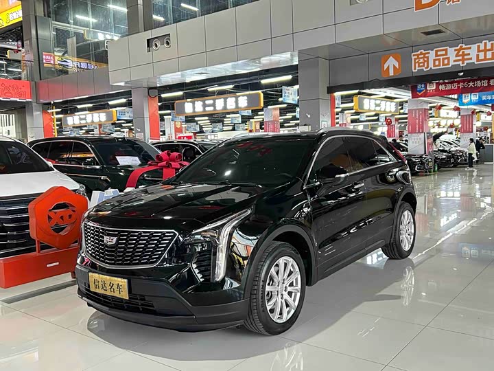 Фото 1 - Cadillac XT4