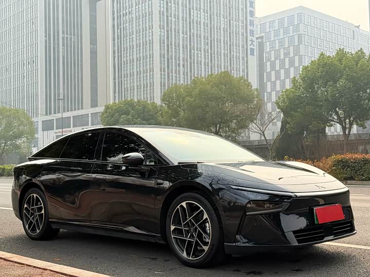 Фото 3 - XPeng F57