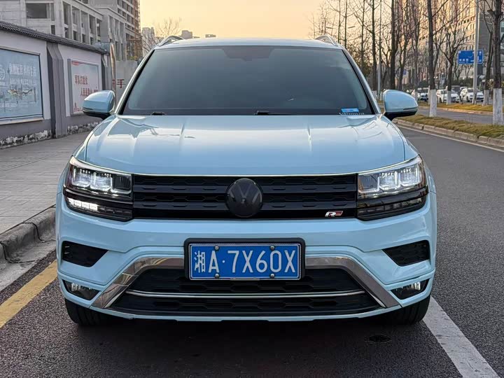 Фото 2 - Volkswagen Tharu