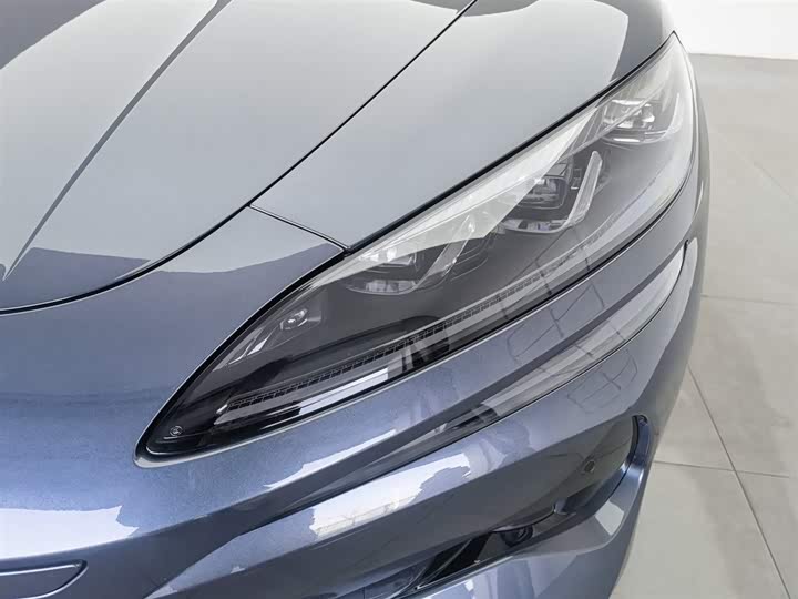 Фото 7 - Denza Z9