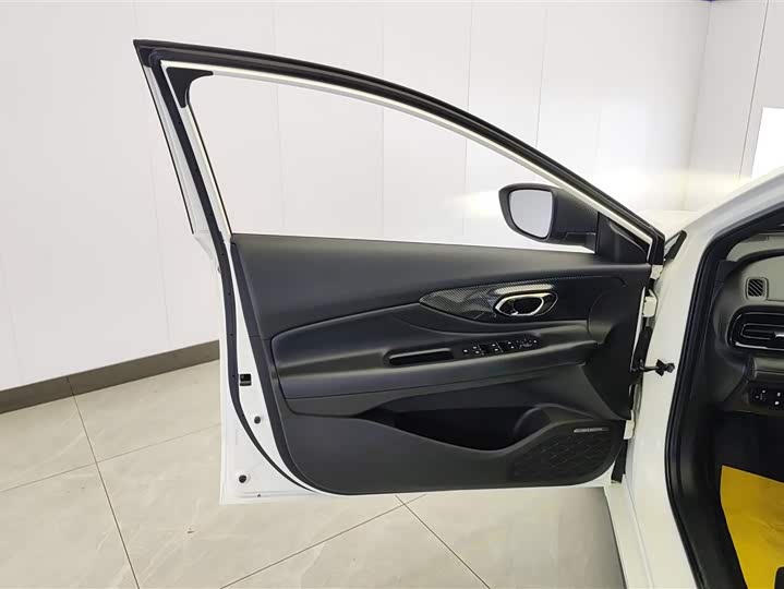 Фото 7 - GAC Trumpchi Empow R