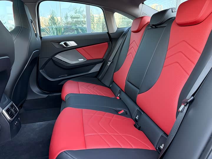 Фото 6 - BMW 2 Series