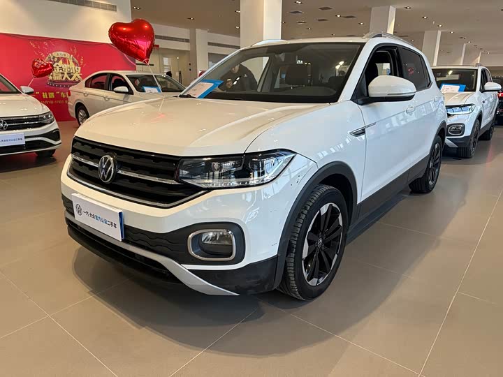 Фото 1 - Volkswagen Tacqua