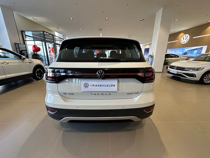 Фото 5 - Volkswagen Tacqua