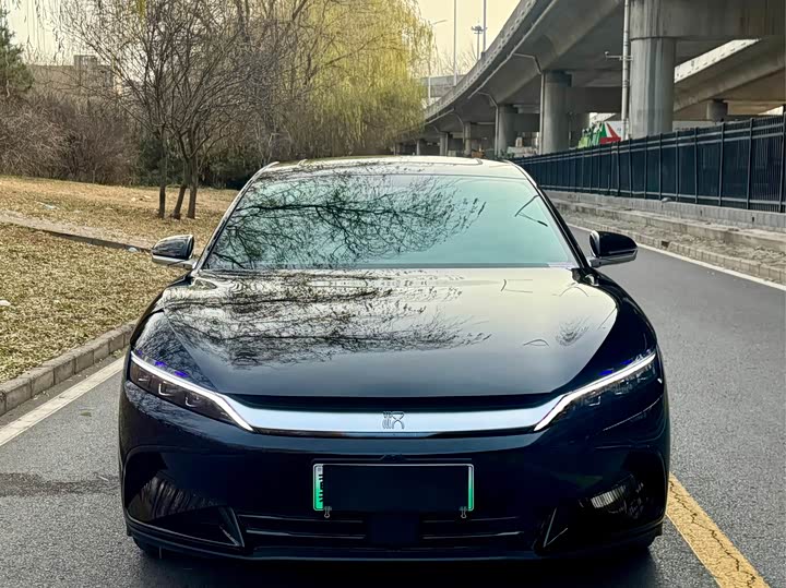 Фото 2 - BYD Han