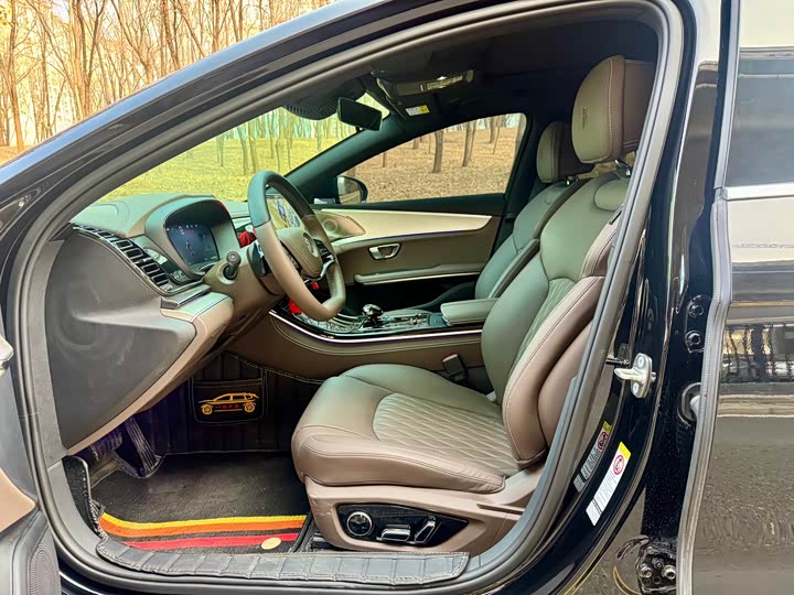 Фото 3 - BYD Han