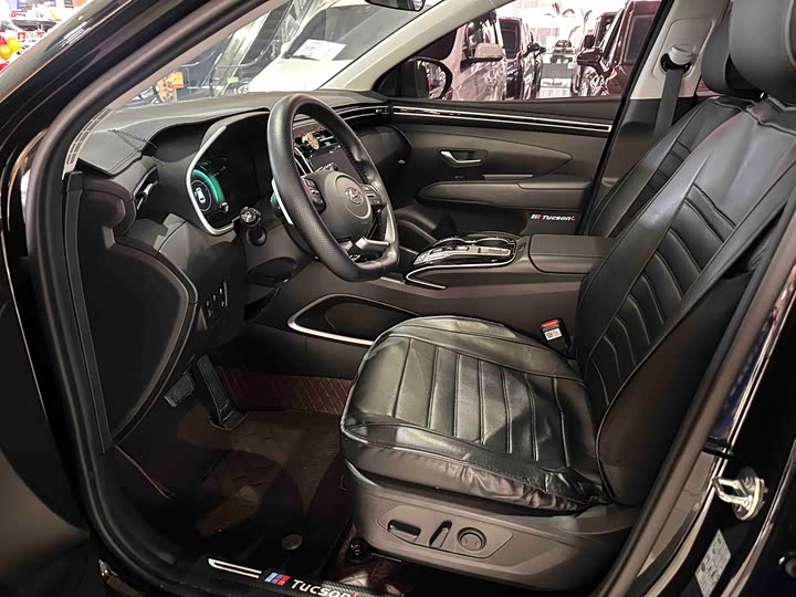 Фото 6 - Hyundai Tucson L