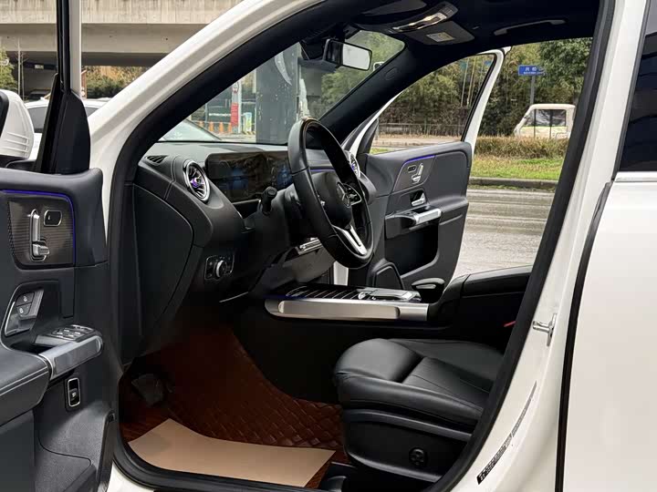 Фото 3 - Mercedes-Benz GLB-Class