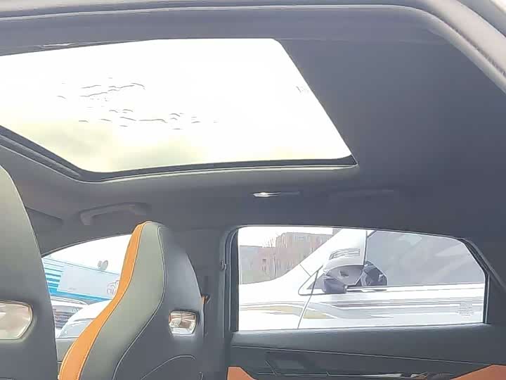 Фото 9 - Changan UNI-V