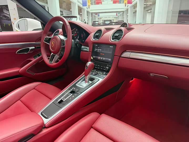 Фото 7 - Porsche 718