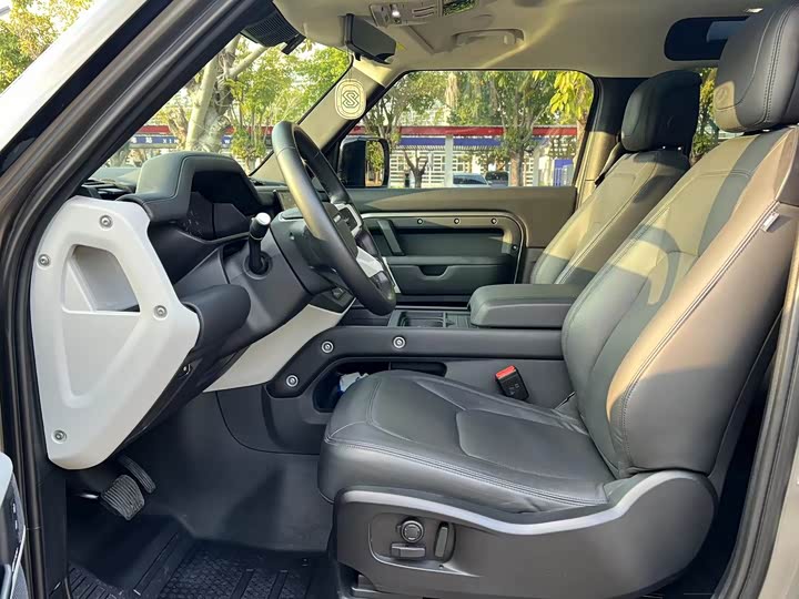 Фото 5 - Land Rover Defender