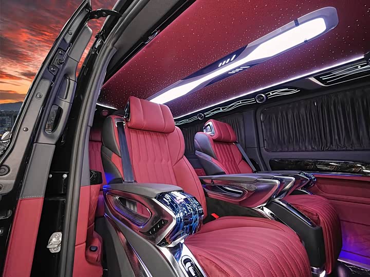 Фото 8 - Mercedes-Benz Vito