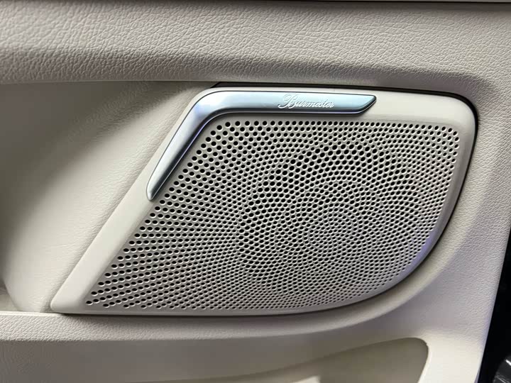 Фото 7 - Mercedes-Benz V-Class