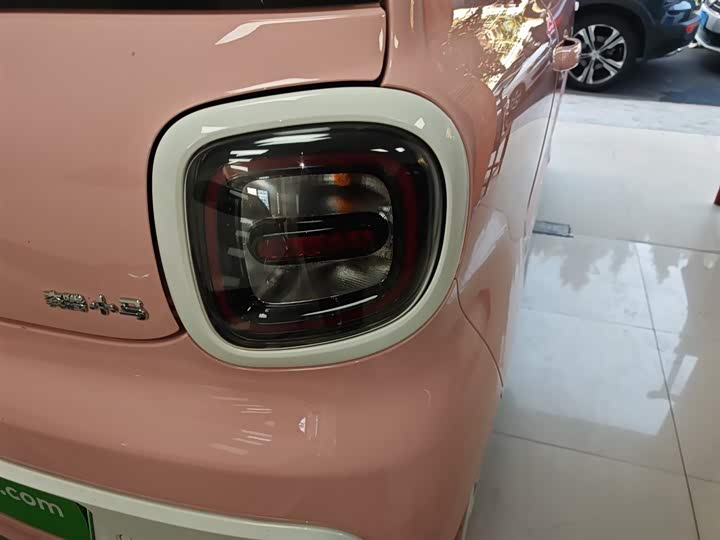 Фото 8 - Bestune Pony