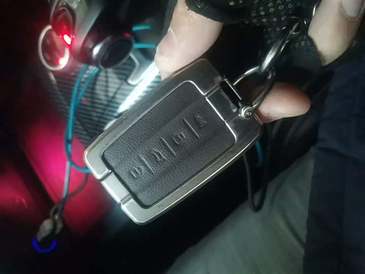 Фото 9 - Tank 300