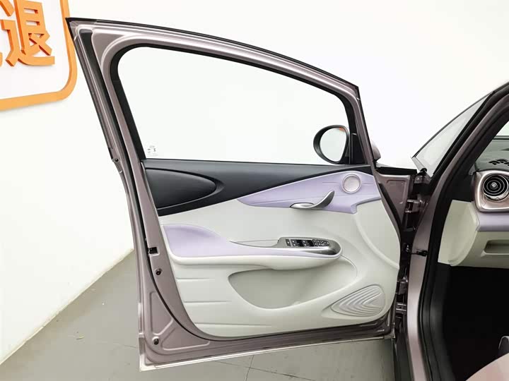 Фото 8 - BYD Dolphin