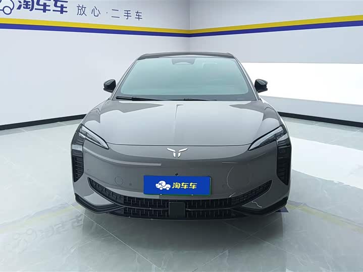 Фото 2 - Hongqi EH7