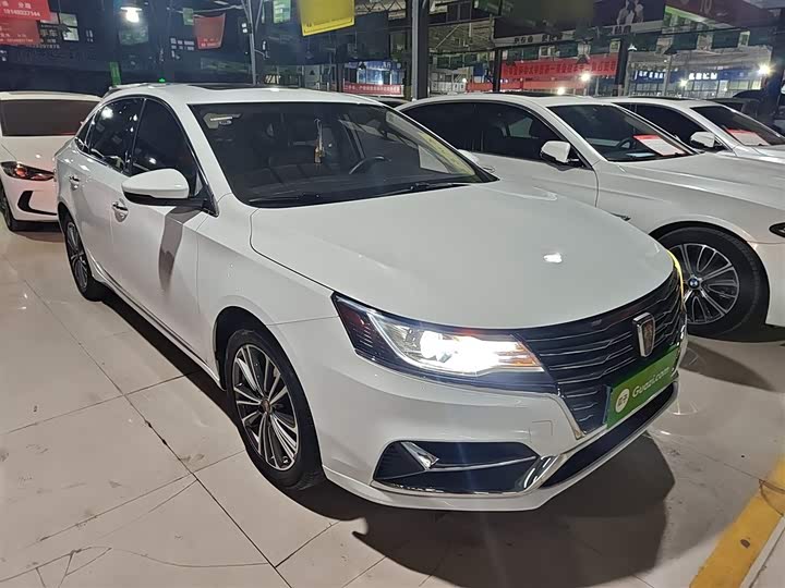 Фото 4 - Roewe i6