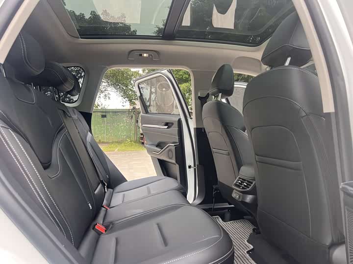 Фото 8 - Haval H6