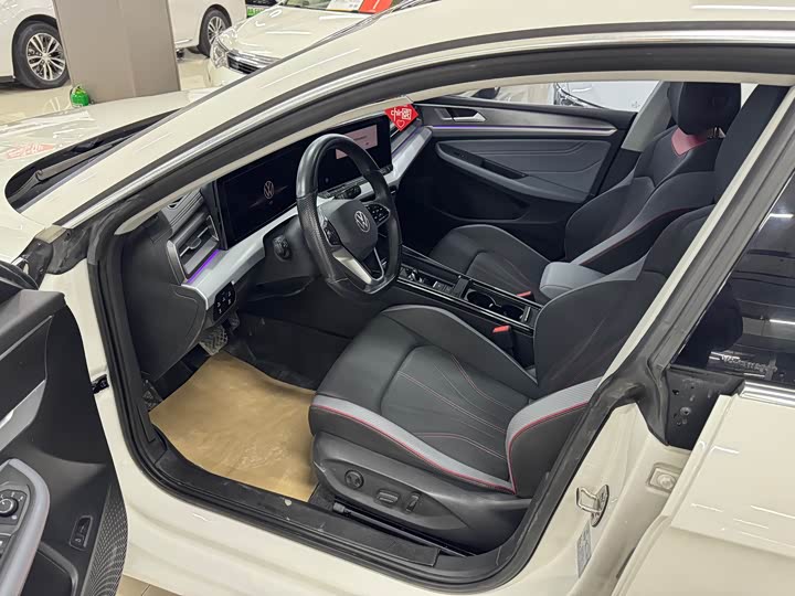 Фото 4 - Volkswagen Lamando L