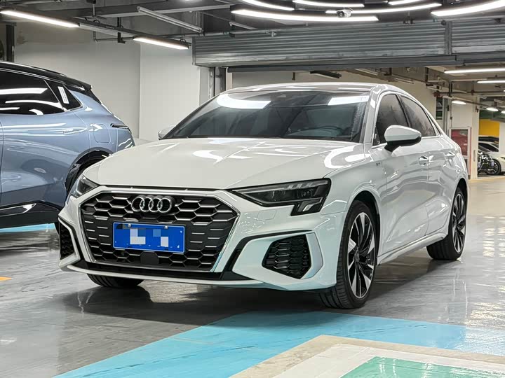 Фото 1 - Audi A3