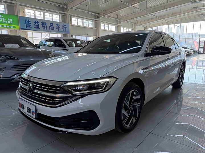 Фото 1 - Volkswagen Sagitar L